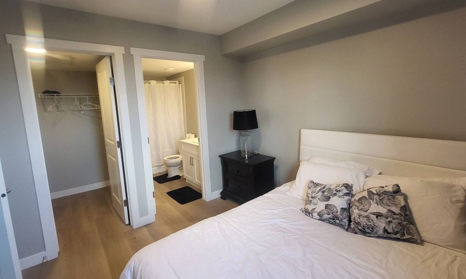 Southeast Edmonton Condo | Edmonton Best Condo - Enjoy