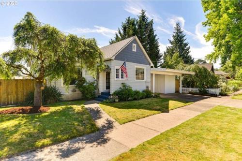 Newberg House | Pet-Friendly Edwards Retreat for Family Adventures