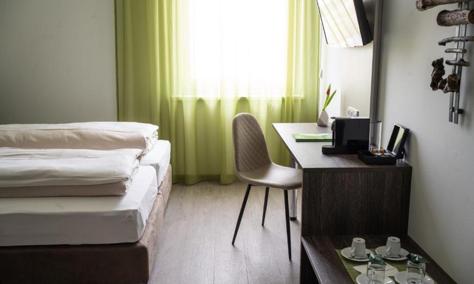 Graz-Straßgang Hotel | Pet-Friendly eee Hotel Graz: Your Cozy Escape Awaits