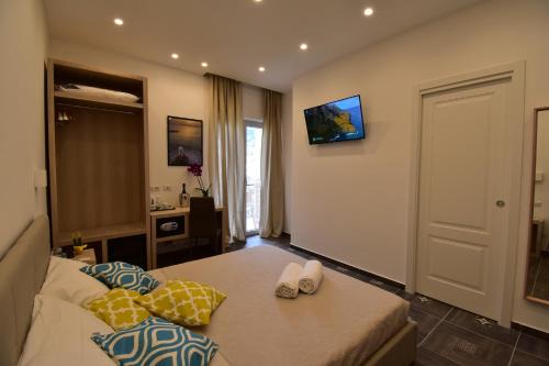 Sorrento Bed & Breakfast | Pet-Friendly Effe Home Sorrento with Top Guest Rating