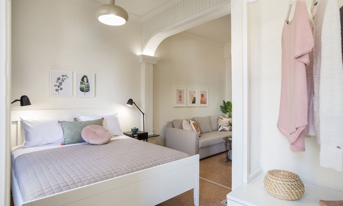 Old Town Rethymnon Apartment | Effie's Cozy Old Town Studio with Pool and Ocean Views