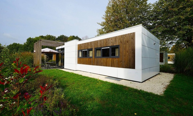 Municipality of Waalwijk Ski Chalet | Efteling Chalet with Dishwasher