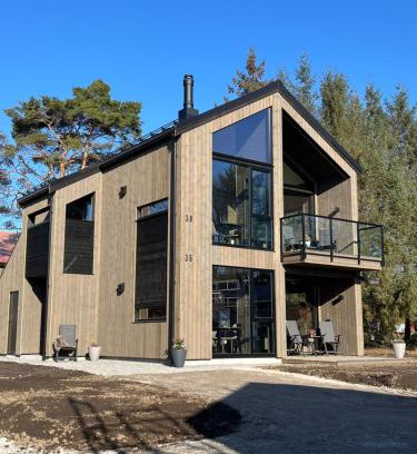 Egersund Apartment | Child-Friendly Retreat at Egersund Overnatting - Rated 9.4