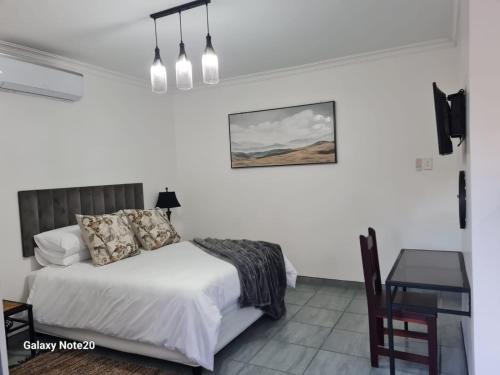 Kimberley Apartment | Exceptional Egerton Overnight - 4-Star Stay with High Ratings