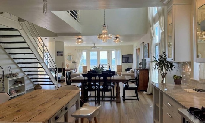 Swampscott House | Modern Oceanfront Retreat: Egg Rock House with Spa & Hot Tub