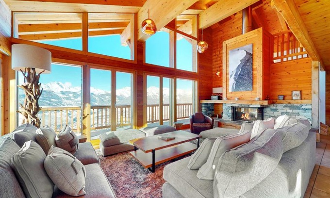 Veysonnaz Ski Chalet | Experience the Elegance of Egg SAUNA & Chalet for 16