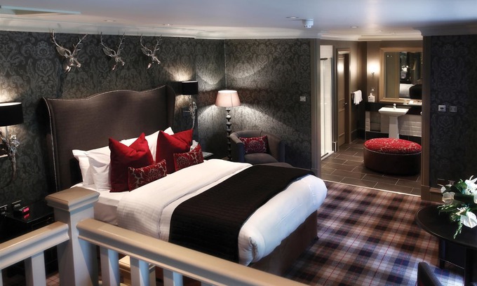 Eaglesham Hotel | Top-Rated Best Western Glasgow South Eglinton Arms Hotel