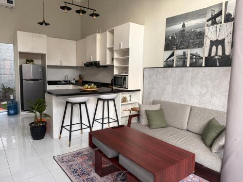 Banyuwangi Villa | eHouse