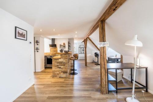 Nordhausen Apartment | Explore Family-Friendly Comfort at Eichendorffstrasse