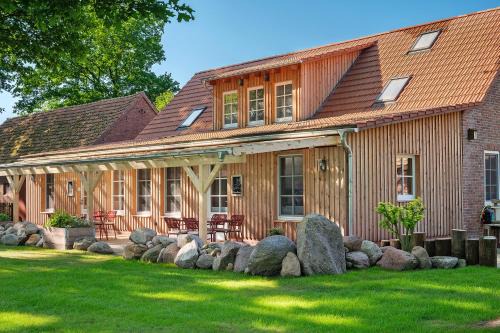 Strohen Apartment | Discover Eichengeflüster Kranichzimmer: 10/10 Rated Stay