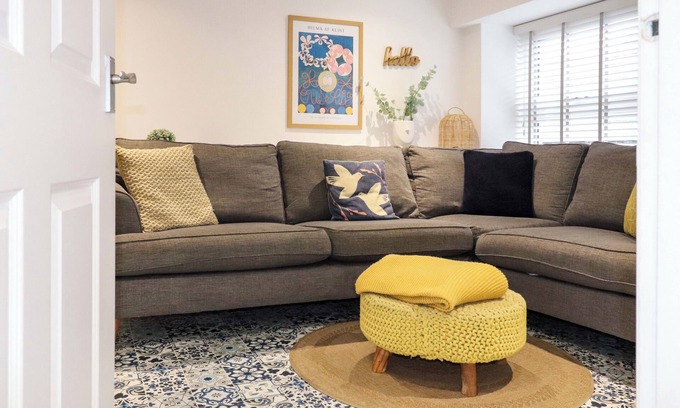 Cullen Cottage | Discover Eider Cottage: Pet-Friendly Oasis in Cullen
