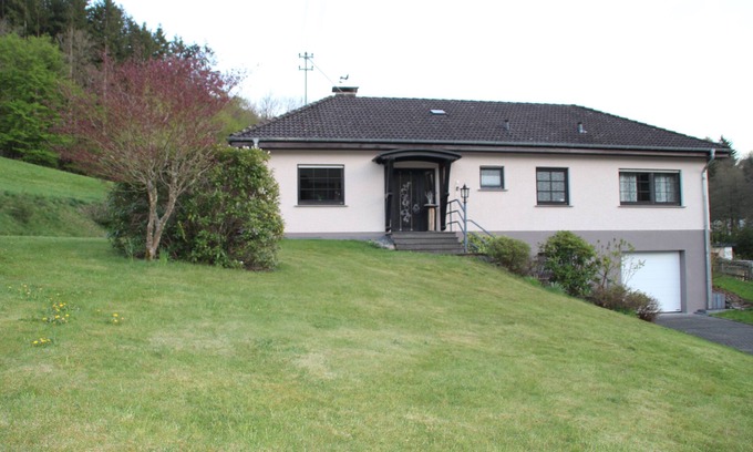 Kopp House | Discover Eifel-Ferienhaus-Kraemer: Ideal Family Retreat