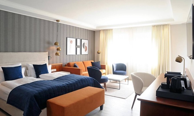 Schalkenmehren House | Experience Comfort in Eifelromantik Double Room at Michels