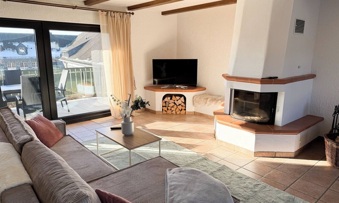 Konzen Apartment | Eifelstube | 130qm large Apartment in Monschau with terrace and table football