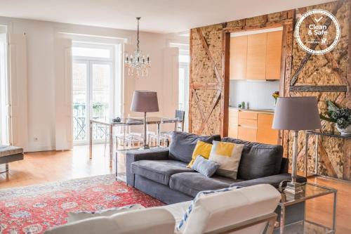 Misericordia Apartment | Experience Eighteen21 Houses - Casa de São Paulo, 4-Star Getaway