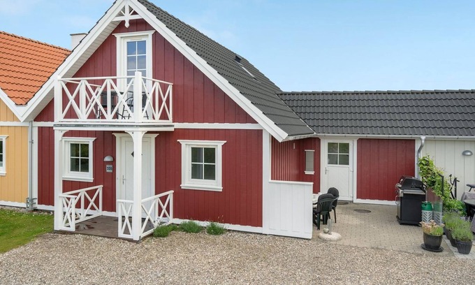 Middelfart House | Seaside Retreat "Eike" - Steps from the Ocean with Spa