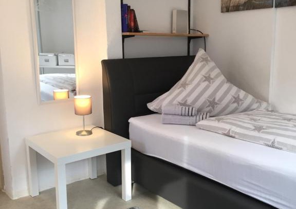 Gottmadingen Apartment | Cozy Rooms Near the Swiss Border with Great Guest Ratings