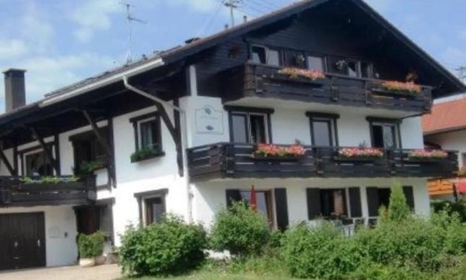 Missen-Wilhams Apartment | Welcome to Missen im Ober-allgäu: Pet-Friendly Retreat