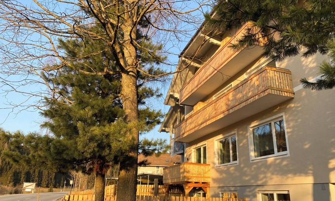 Tamsweg Apartment | Modern Retreat with Hot Tub & Pet-Friendly Comfort