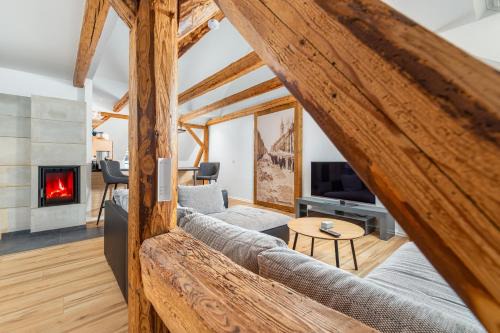 Oberwiesenthal Apartment | Family-Friendly Haven at Lang's Ferienwohnungen - 8.8/10