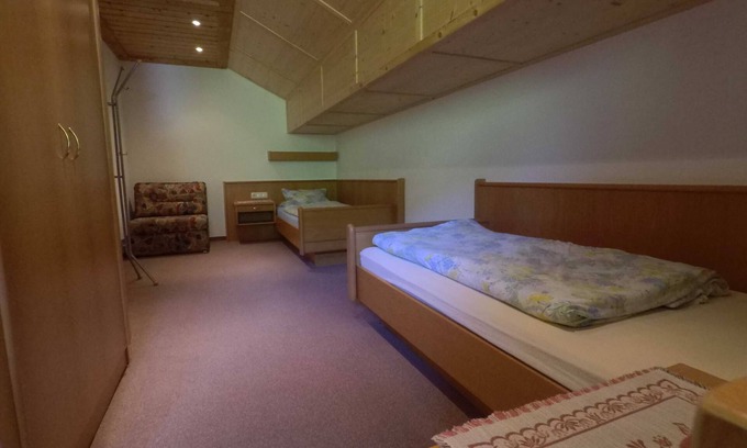 Tannheim Apartment | Cozy Einstein Guest House with Family-Friendly Amenities