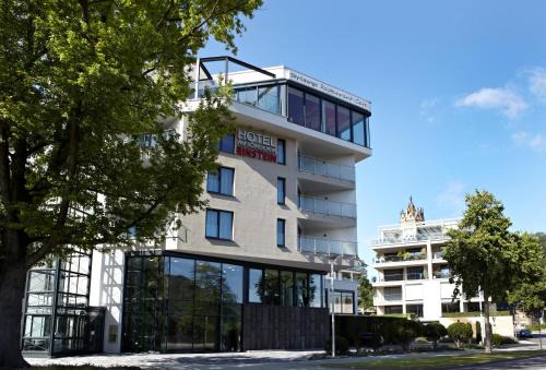 Pellenz Hotel | Discover EINSTEIN Hotel am Römerpark: Family-Friendly Retreat