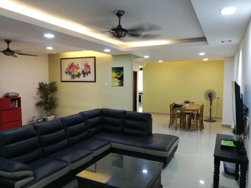 Kampung Pengkalan Pandan House | Budget-Friendly EJ Guesthouse with Family Amenities