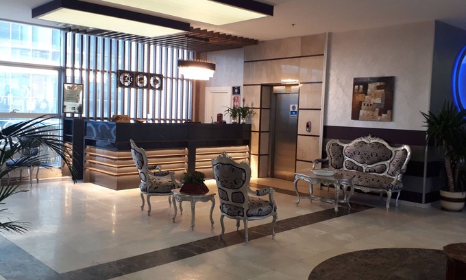Pendik House | Experience Ekinci Residence: Family-Friendly with Spa & Pool