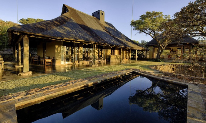 Vaalwater Cabin | Discover Ekuthuleni Lodge: 4-Star Retreat with Spa & Pool