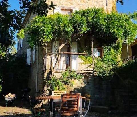 Saint-Andre-de-Rosans Villa | Elegant Baronnies Home with Expansive Garden & Family Amenities