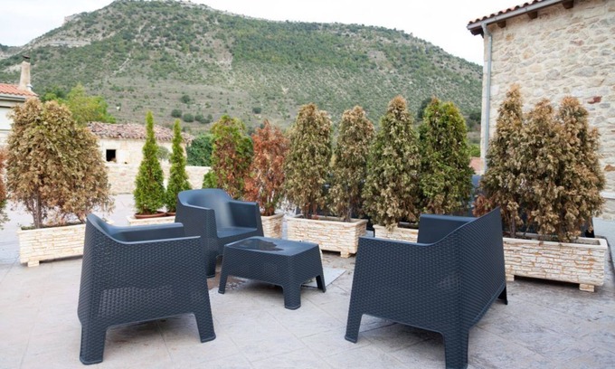 Valle de Sedano House | Experience El Abrigaño del Cañon I y II: 4-Star Bliss