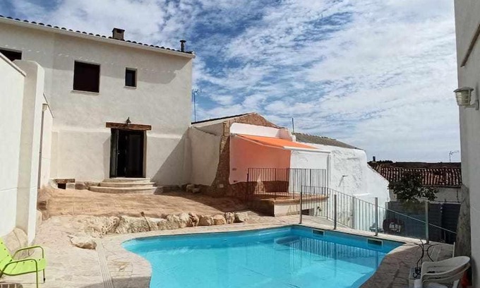 Horcajo de Santiago House | Discover El Almez I Casa Rural: Oceanfront Oasis Awaits