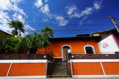 Granada House | Discover El Arca de Noe: Guest Rated 9/10 with Kitchen