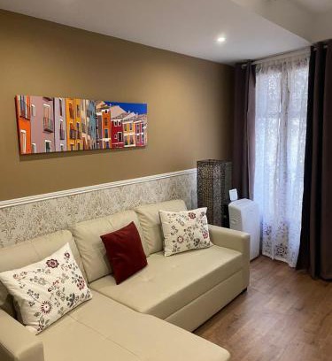 Old Town Apartment | Inviting El Balcón de San Andres: Guest Rated 9.3, Breakfast Included