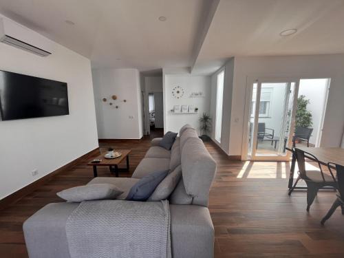 Algodonales Apartment | Discover El Balcón: Family-Friendly Getaway Awaits