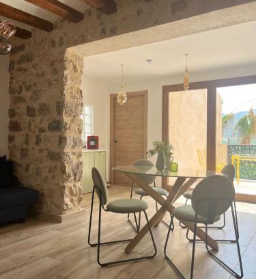 Corbera d'Ebre House | Discover El Brollador: 4-Star Stay with Pool & Family Fun
