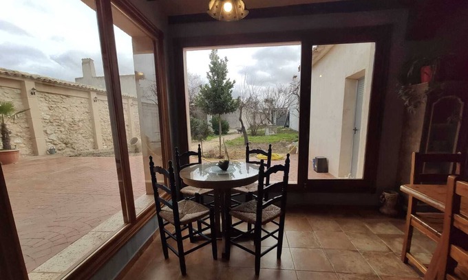 Santa Maria del Campo Rus House | Discover El Chaskarrillo Rural House: Pet Friendly Escape