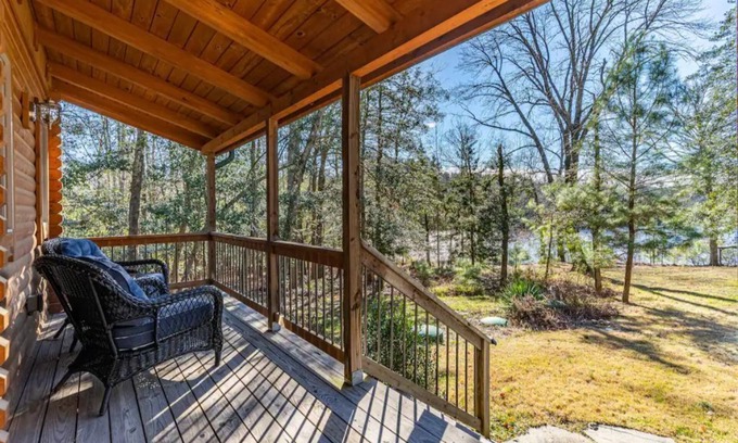 Ridge Cabin | Ocean View Retreat at El Camino - Guest Rated 10/10