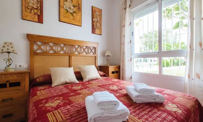 Isla Cristina Apartment | EL CANTIL: Oceanfront Retreat with Pool and Family-Friendly Perks