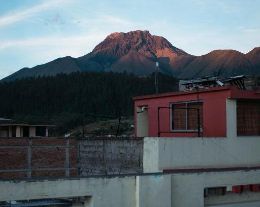 Otavalo Apartment | Family-Friendly El Capuli: Your Budget Travel Destination
