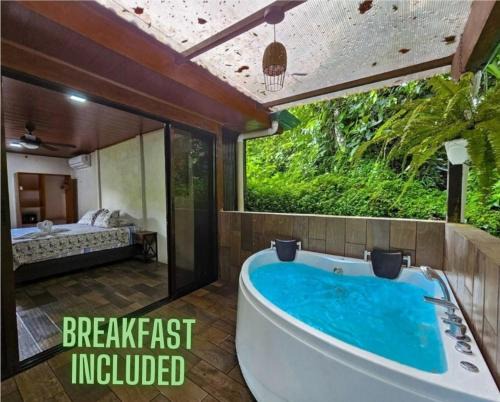 La Fortuna Villa | Discover El Castillo Harmony: Family & Pet-Friendly Retreat