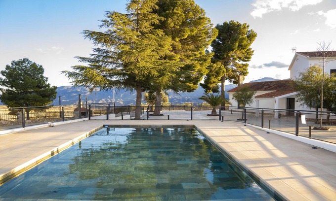 Lucar Ski Chalet | Explore El Cortijo de la Finca El Espilo's Family-Friendly Retreat