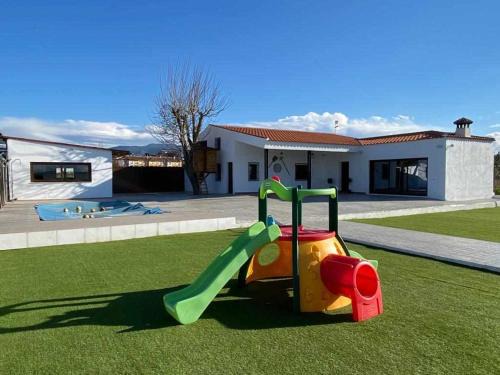 Alhendin House | Experience El Cortijo del Abuelo Pepe: Rated 10/10 Stay