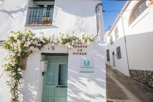 Jimena de la Frontera Apartment | Family-Friendly Retreat at EL CUARTO LA GITANA, Rated 9.3