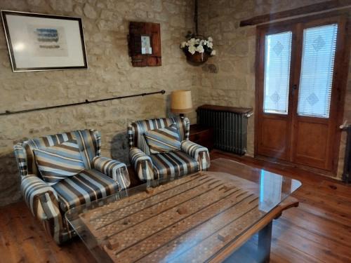Murillo de Gallego Apartment | Family-Friendly Retreat at El Desván del Campanero