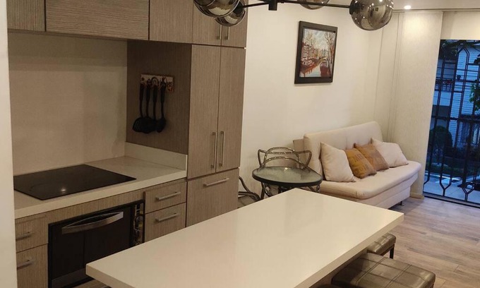 Laureles Apartment | Discover El Encanto de Nutibara: Family-Friendly Stay
