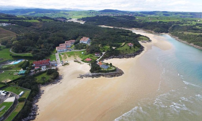 Isla Apartment | Explore El Encinar de Playa de la Arena: Oceanfront Retreat