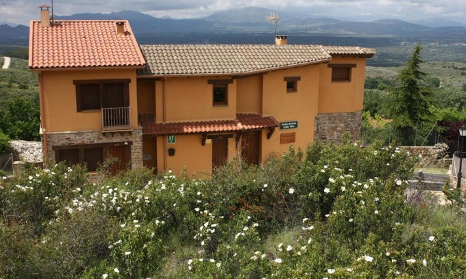 Berzosa del Lozoya Apartment | Pet-Friendly Getaway at El Esguízaro with Pool & Dining