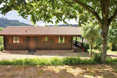 Vila de Cruces House | Relax at El Estudio: Family-Friendly with Pool Access