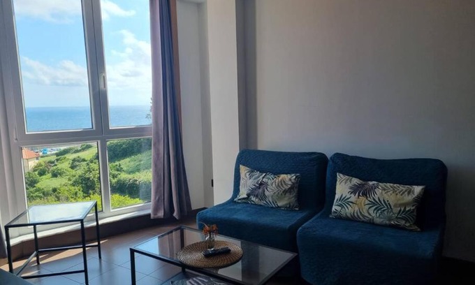 Malpica de Bergantinos Apartment | Discover El Faro Encantado - Pet & Child Friendly Getaway